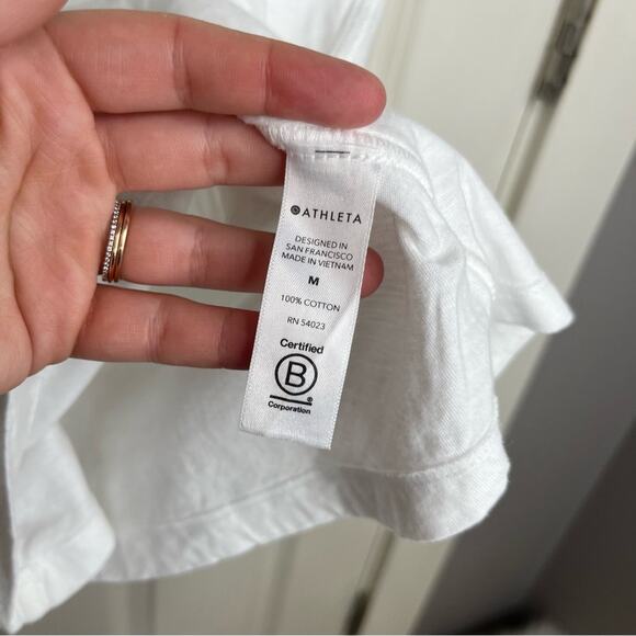 Athleta Move Forward Move Together White Daily Crewneck T-shirt Size Medium - Picture 6 of 6